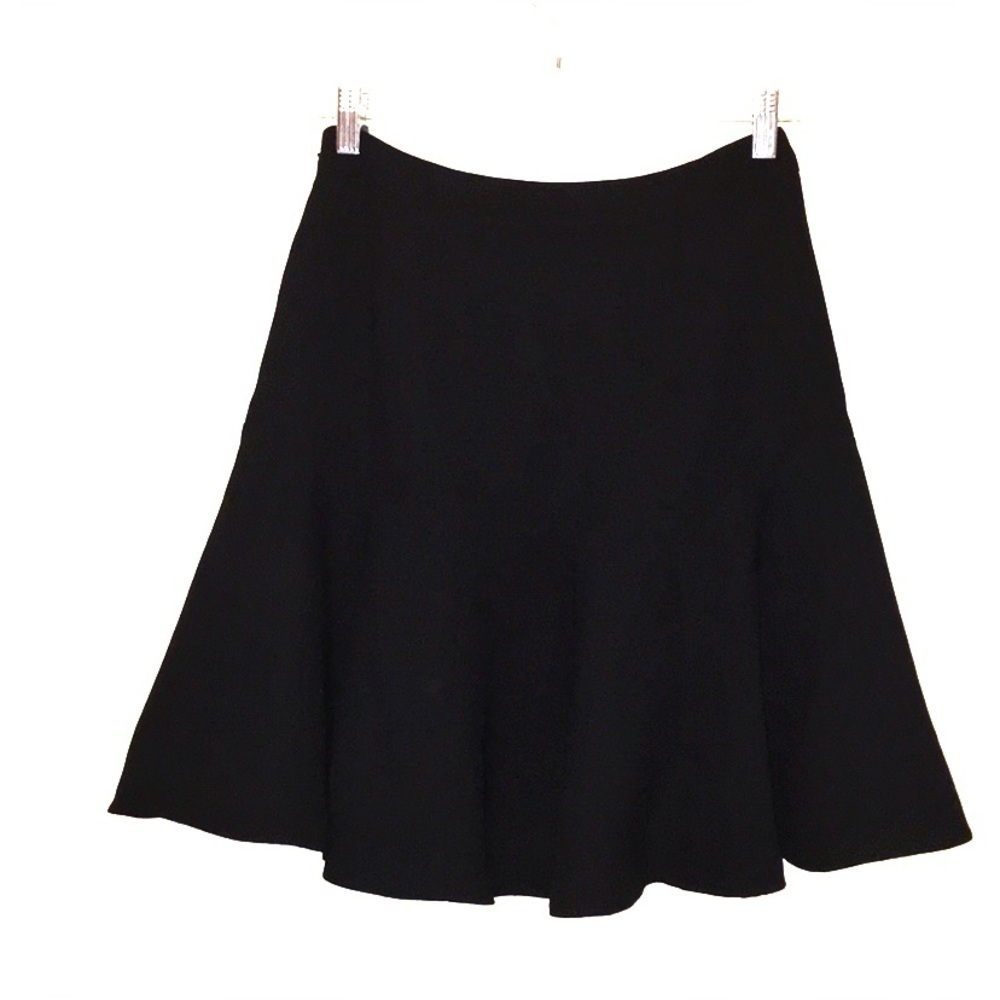 EUC Talbots pleated skirt